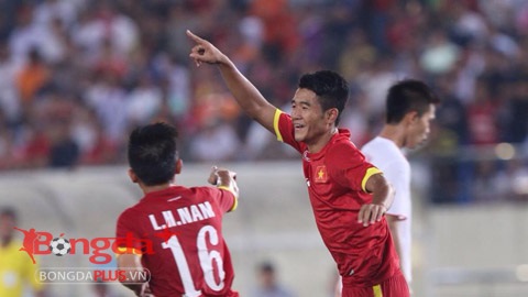 Đức Chinh lập hat-trick, U19 Việt Nam gặp U19 Thái Lan ở chung kết